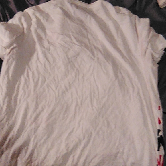 Nike tee - Picture 2 of 2